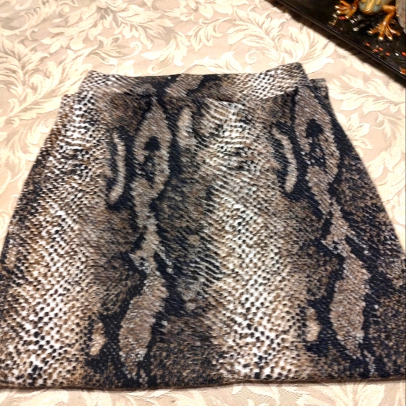🤎 Sexy PinUp 2-Piece Snake Print Crop top & Midi Skirt - S - Picture 6 of 14